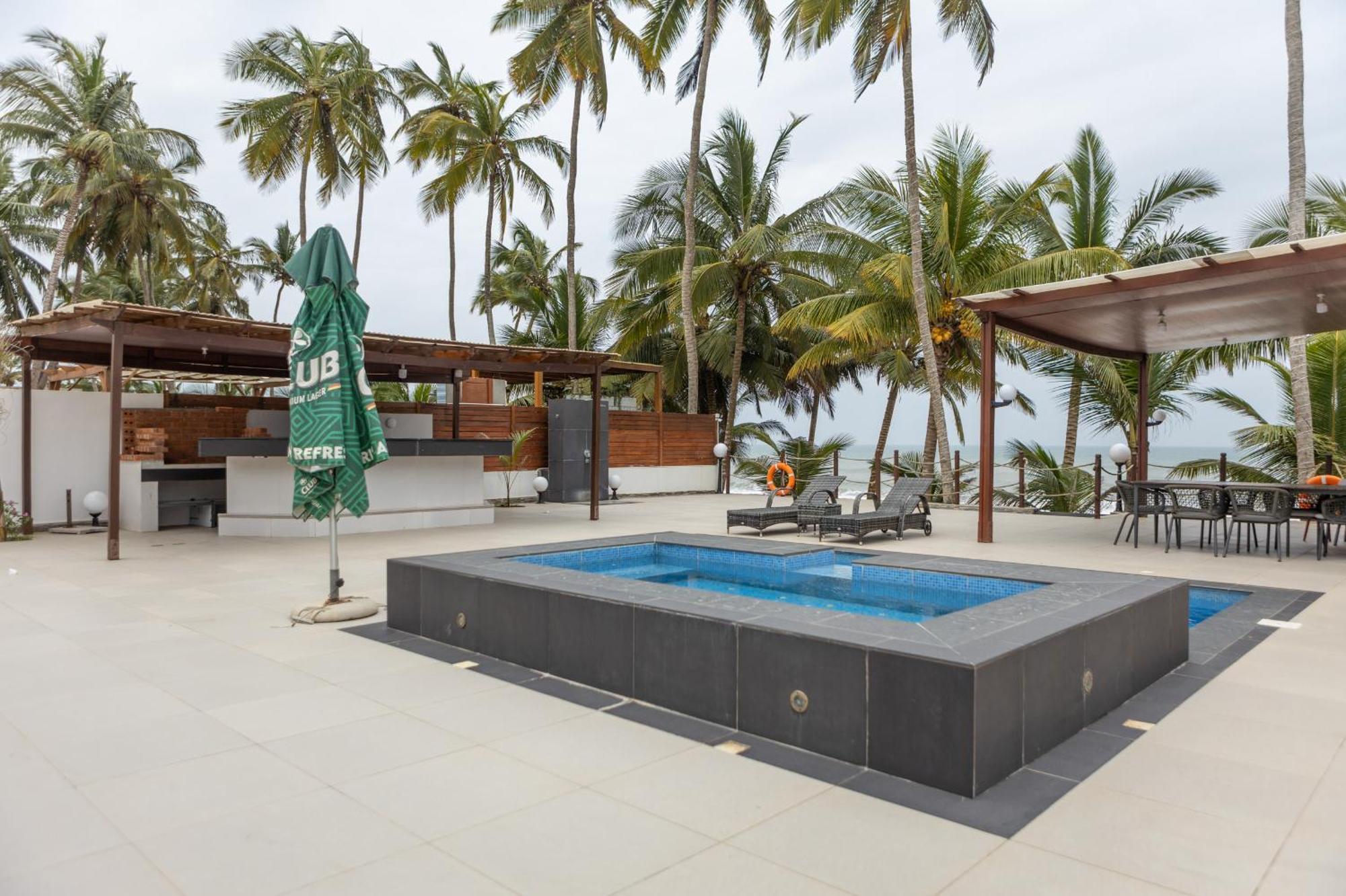 Tills Beach Resort Gomoa Fetteh Zewnętrze zdjęcie
